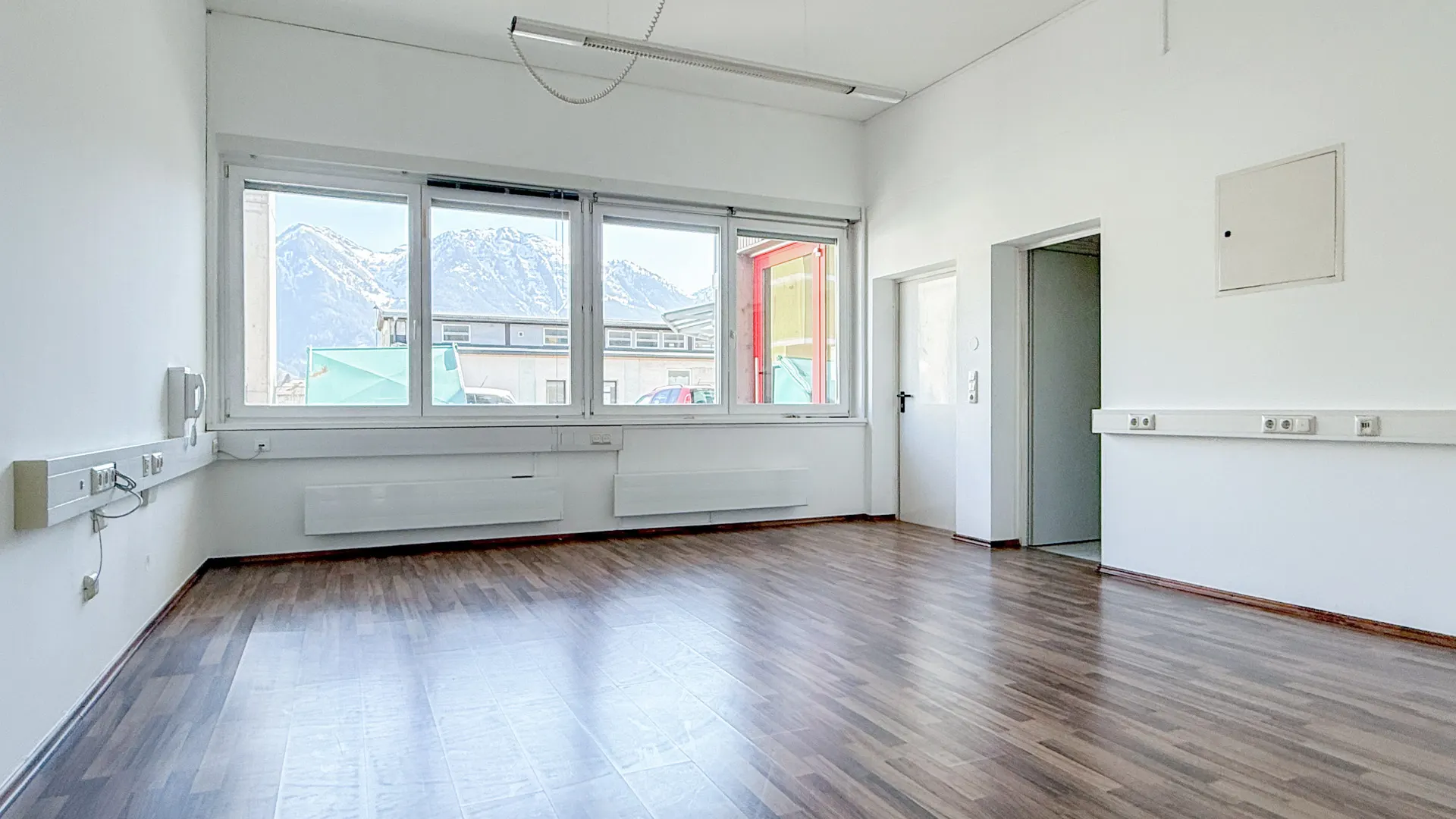 Büro - Geschäftsfläche - St. Johann im Pongau - hohe Kundenfrequenz - Parkplatz (3)